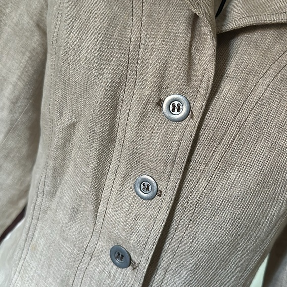 Gorgeous 100% Linen made in France and Bought in France Summer Jacket - Picture 5 of 7